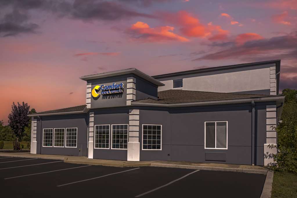 Comfort Inn & Suites Harrisburg Hershey North in Harrisburg, United States