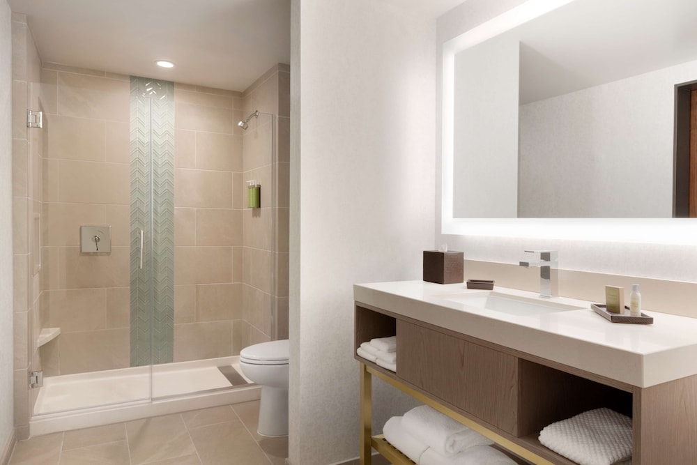 Embassy Suites by Hilton Boulder - photo 22