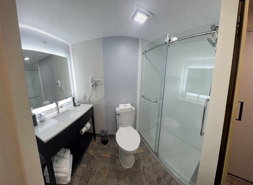 Ocean Sands Beach Boutique Inn 1 Acre Private Beach - photo 87