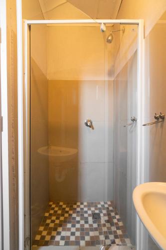 Hasate Guest House 4 st james street Oakdale Belliville Cape Town South Africa