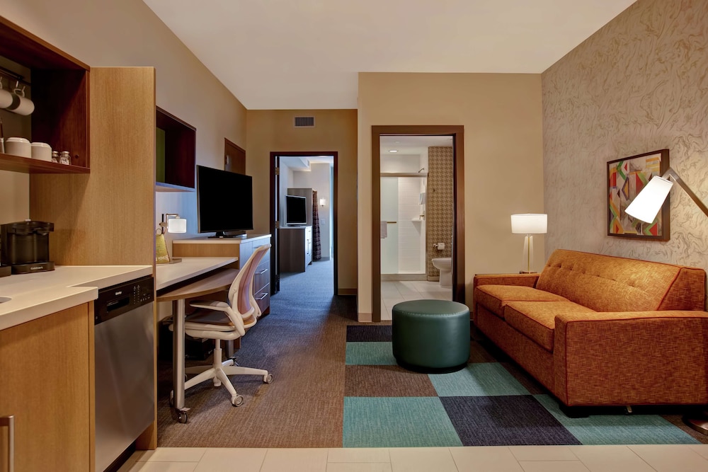 Home2 Suites by Hilton Charlotte Uptown NC - photo 14