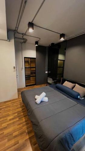 Cozy 2BR Duplex Apartment in Thong Lor