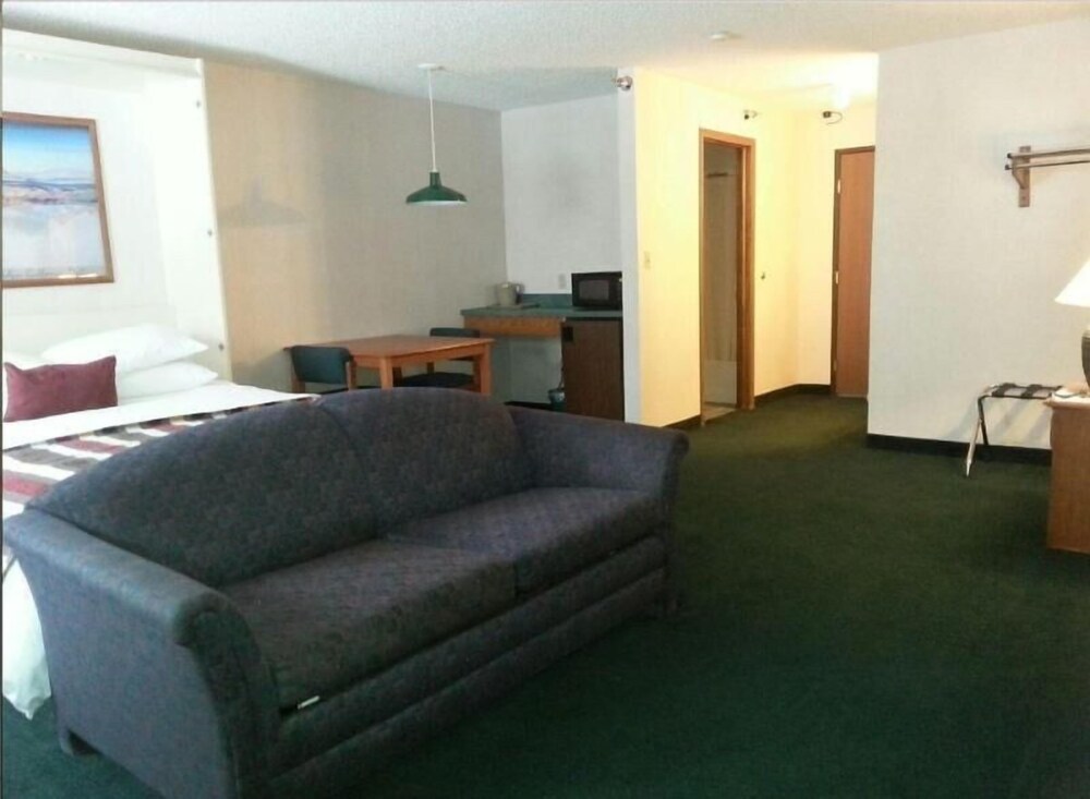 Arapahoe Inn - photo 18