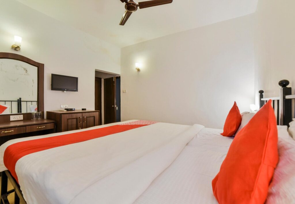 Oyo 26492 Hotel Linda Goa in Baga, India