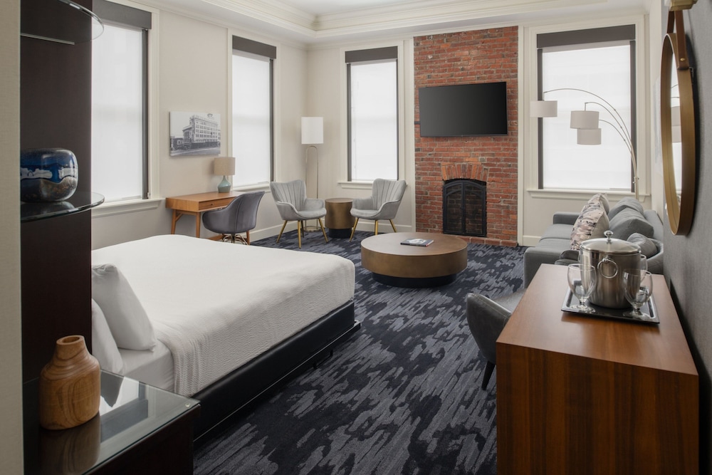 Courtyard by Marriott Tacoma Downtown - photo 35