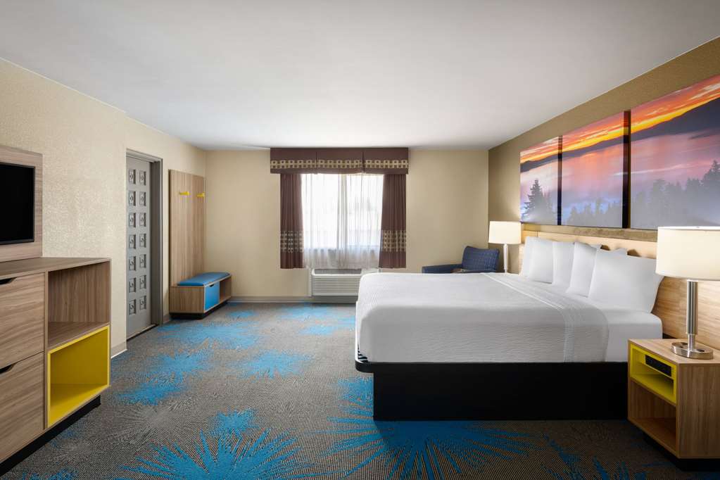 Days Inn by Wyndham Klamath Falls - photo 28
