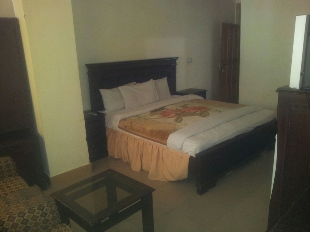 Hotel Move N Pick — Murree — photo 5