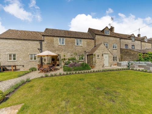 The Clock House — 5-Star Luxury Hotel in Stroud, United Kingdom