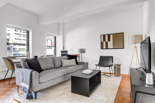 Chelsea 1BR w Gym Doorman nr Penn Station NYC 675 — 4-Star Luxury Hotel in New York City, United States
