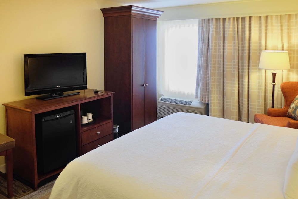 Hampton Inn Lima - photo 20