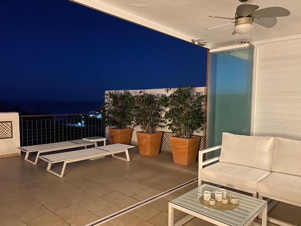 Apartamento Calaceite — 4-Star Luxury Hotel in Torrox, Spain