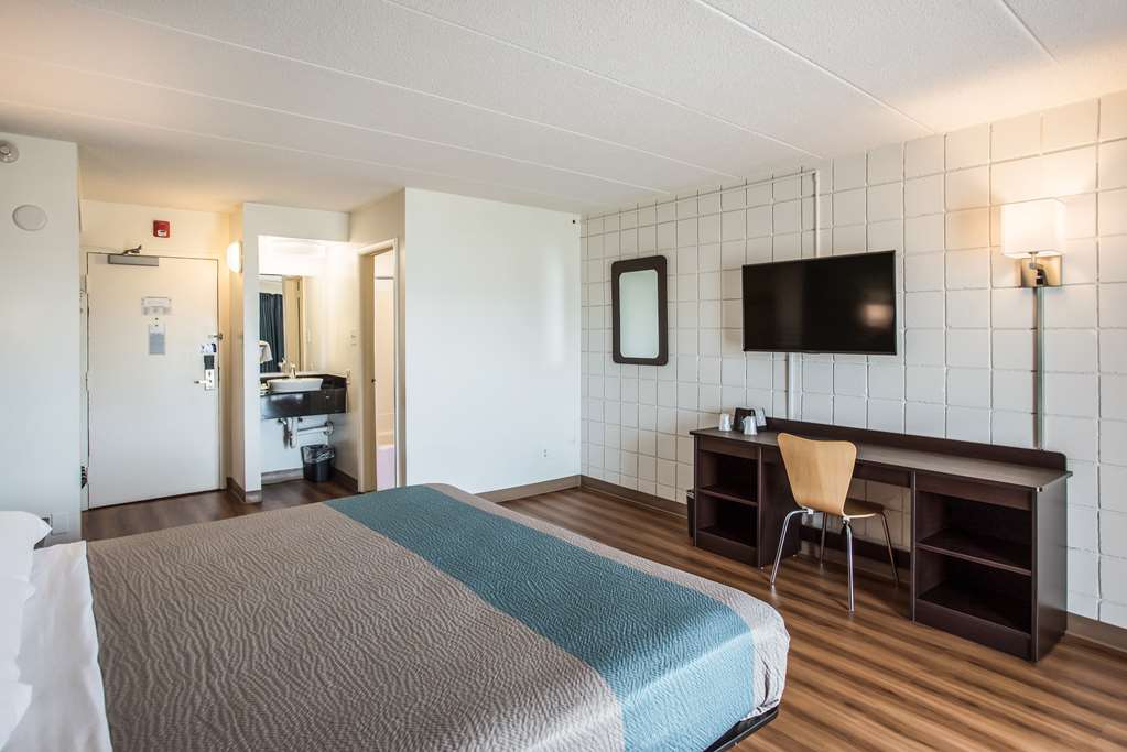 Motel 6 Somers Point NJ Ocean City Wild Wood Beach - photo 9