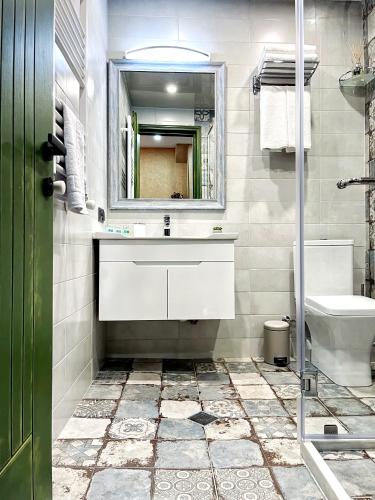 6 Unique Apartments