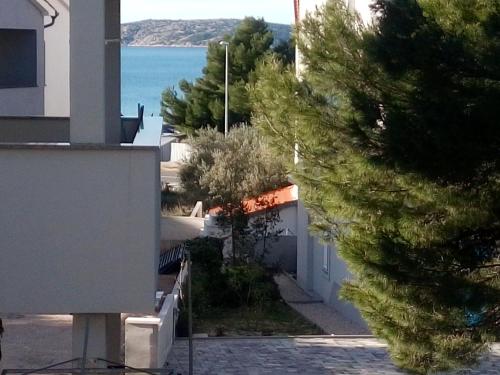 Apartman Marinero — 4-Star Luxury Hotel in Brodarica, Croatia