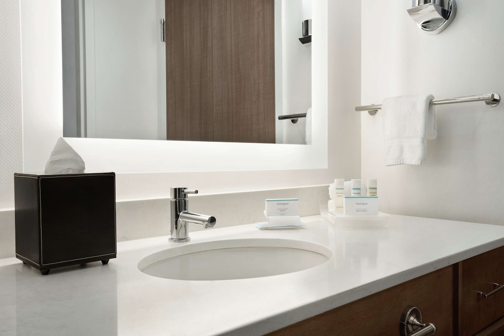 Homewood Suites by Hilton Florence - photo 17