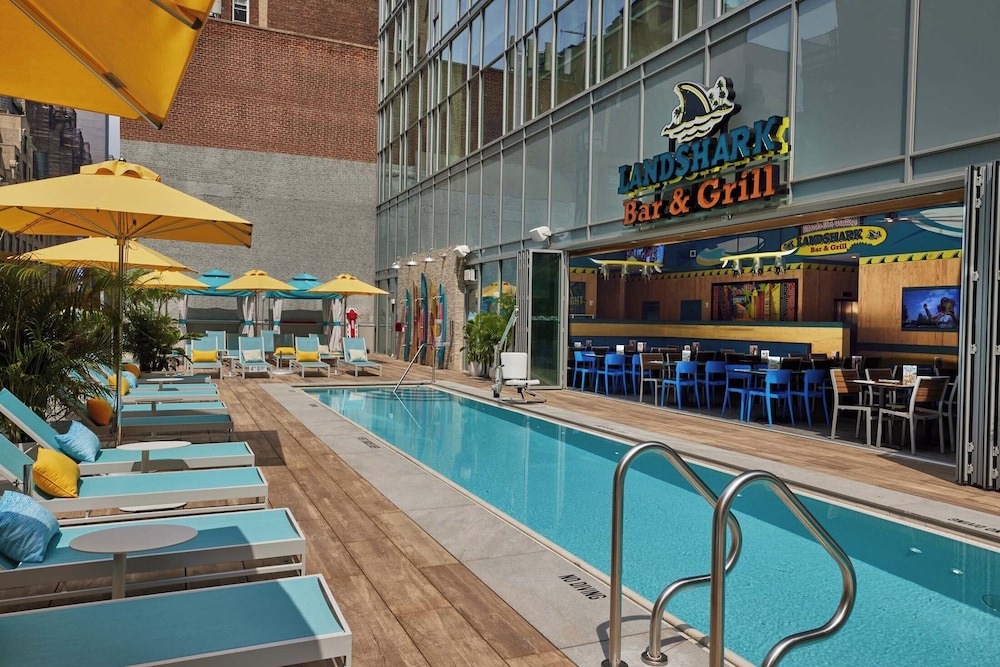 Margaritaville Resort Times Square - photo 39