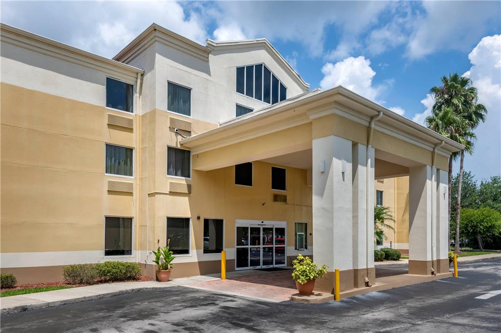 Comfort Inn & Suites DeLand near University - photo 2