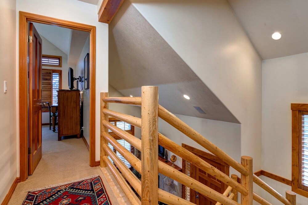 Abode at Silver Oak - photo 8