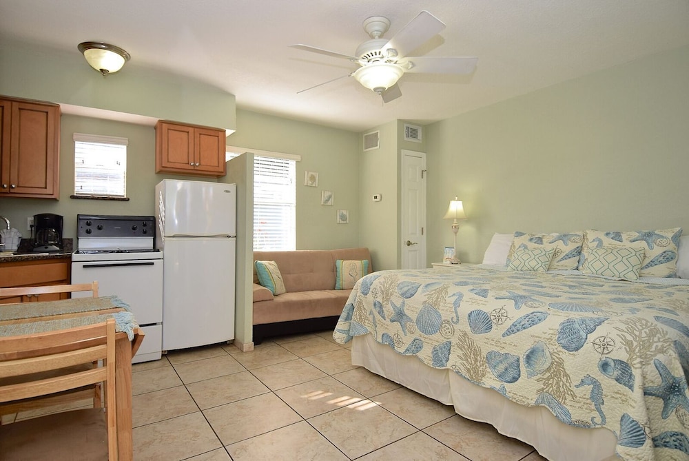 A Beach Retreat - photo 19