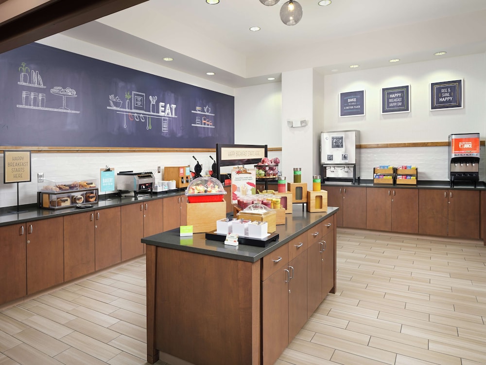 Hampton Inn by Hilton Wilmington Downtown - photo 24