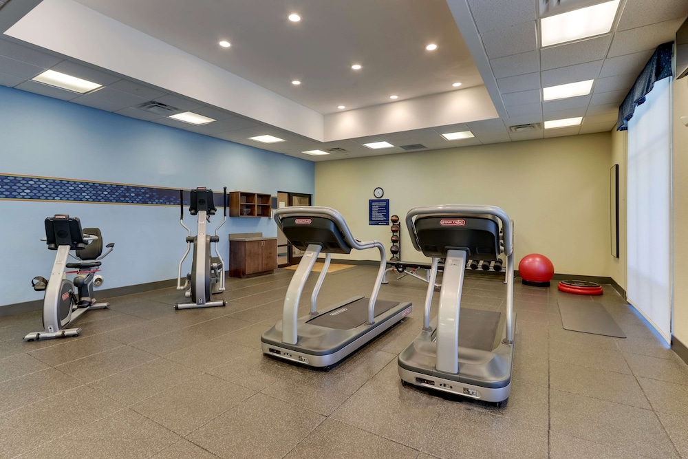 Hampton Inn & Suites Hartsville - photo 31