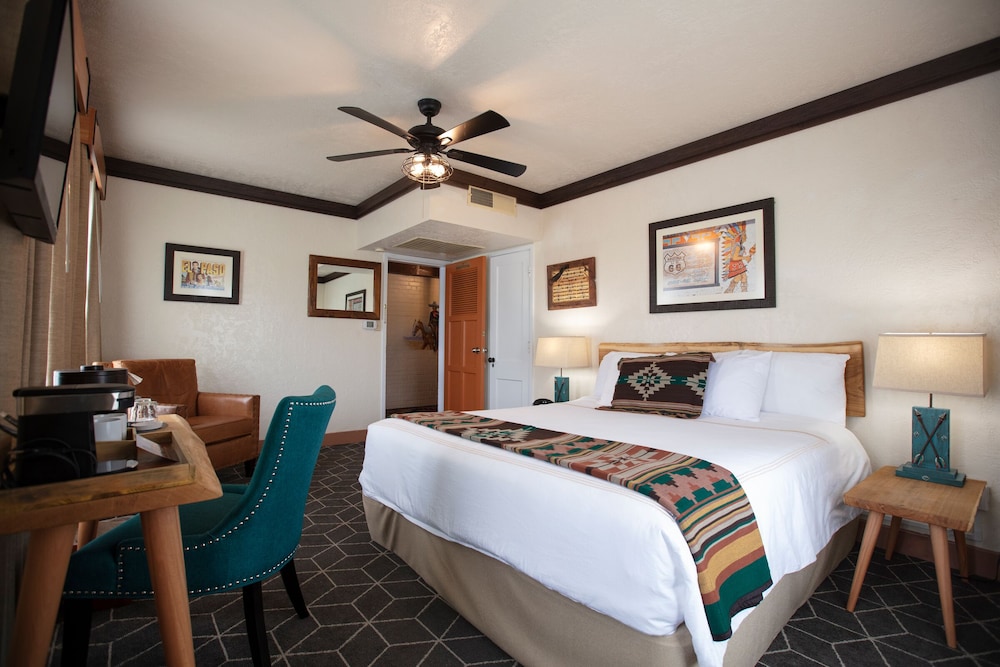 Hotel El Rancho - photo 20