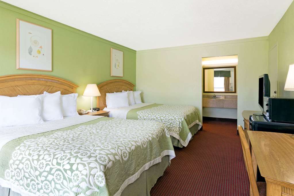 Days Inn by Wyndham Washington - photo 8