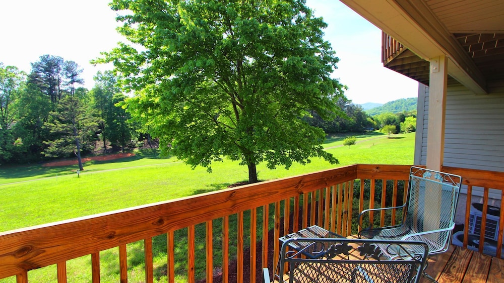 Fairways of the Mountains Fox Run Resort - photo 2