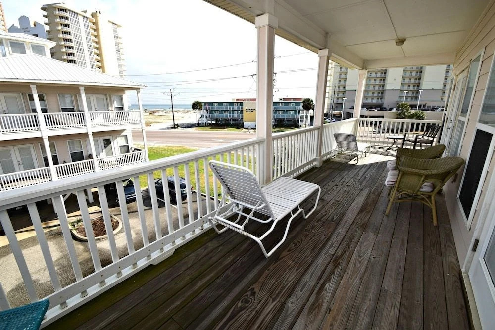 Spinnaker Pointe 1B by RedAwning - photo 8