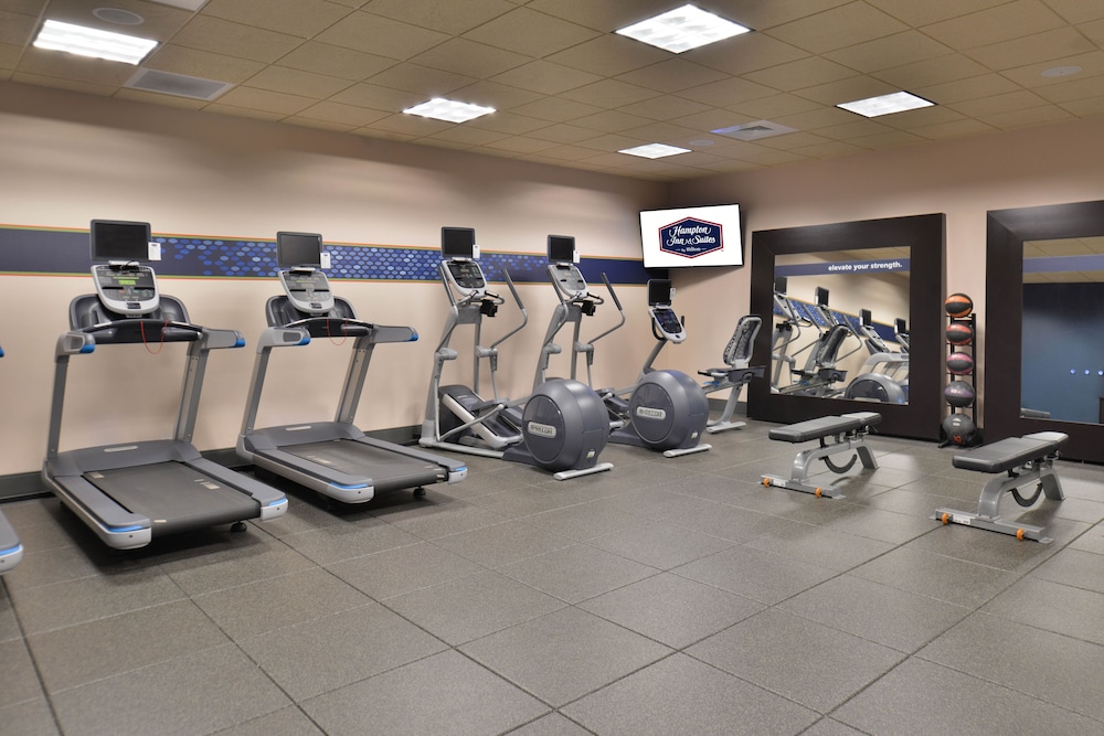 Hampton Inn & Suites Bend - photo 37