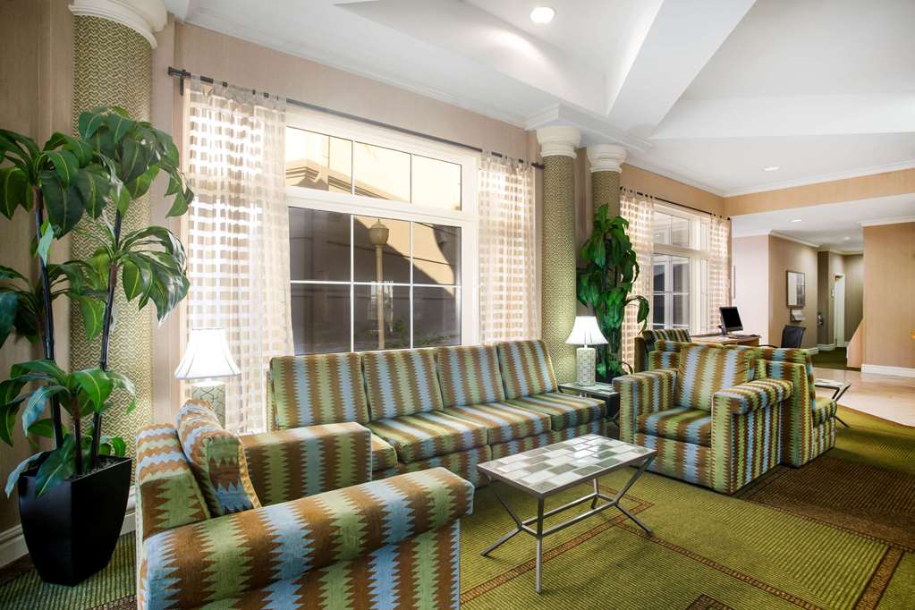 La Quinta Inn & Suites by Wyndham Austin Southwest - photo 6