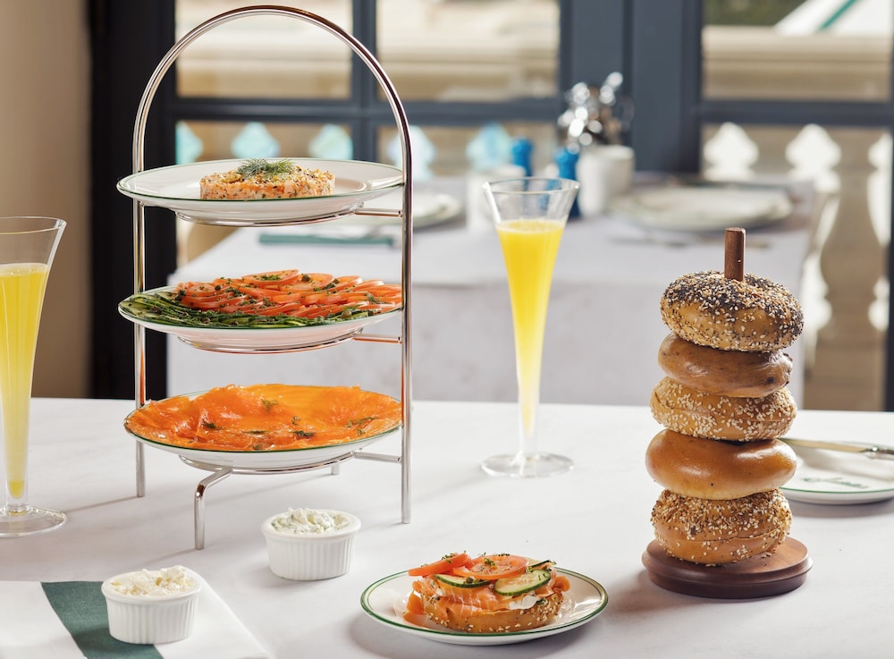 מזון ומשקאות