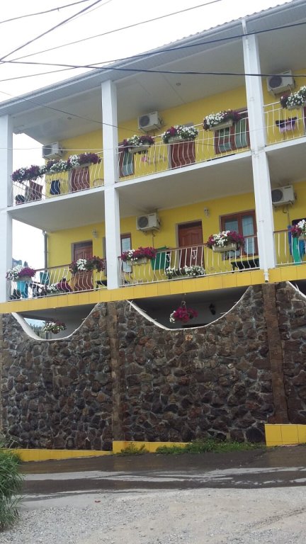 Katyusha na Morskoy in Alushta, Ukraine