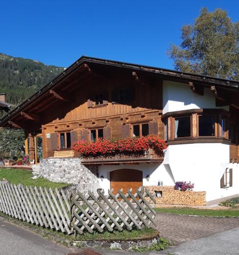 Ferienhaus Alpsteig — Schattwald