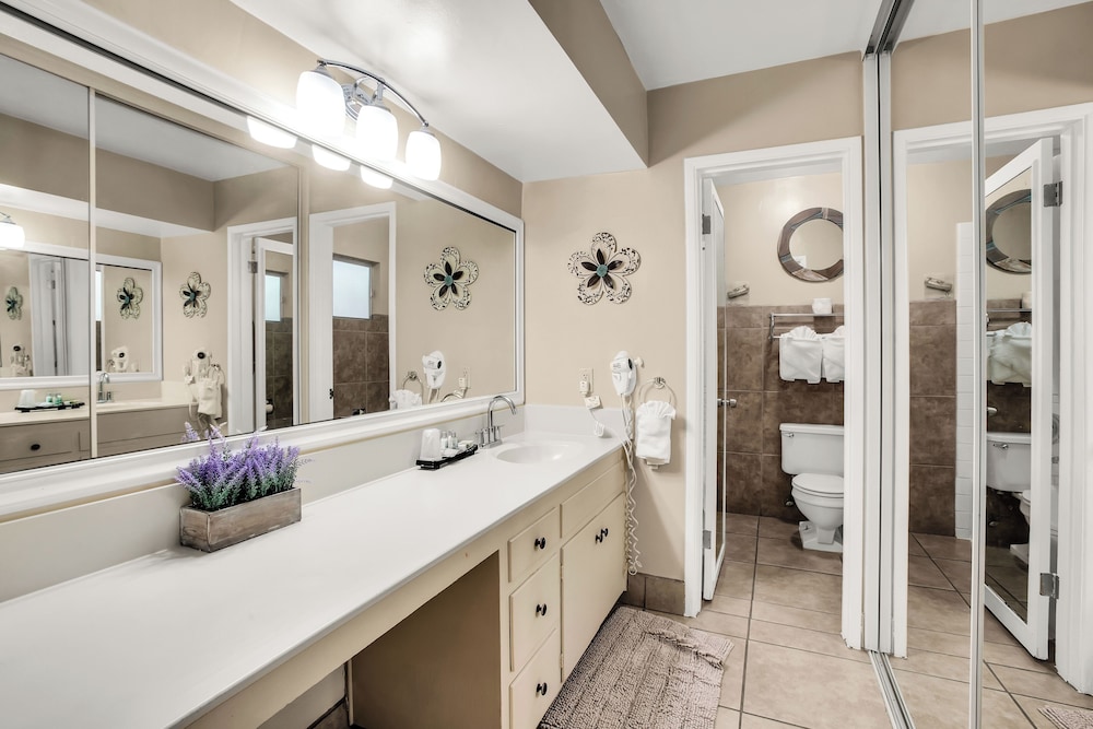 Inn at Deep Canyon - photo 46