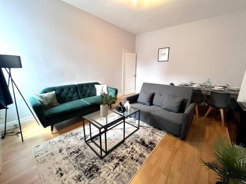 Gorgeous 2 bedroom apartment — 4-Star Luxury Hotel in South Shields, United Kingdom