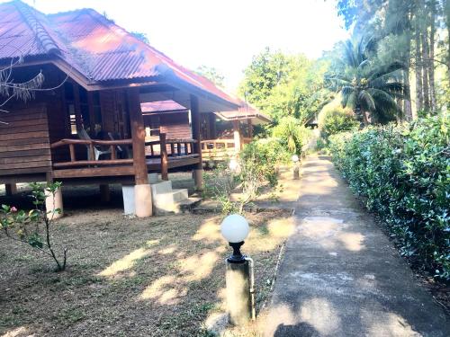 Namtok Bungalows - last minute hotel in Phuket