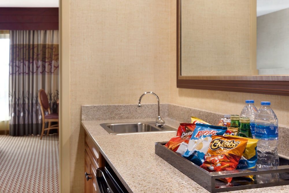 Embassy Suites Northwest Arkansas Hotel Spa & Convention - photo 8