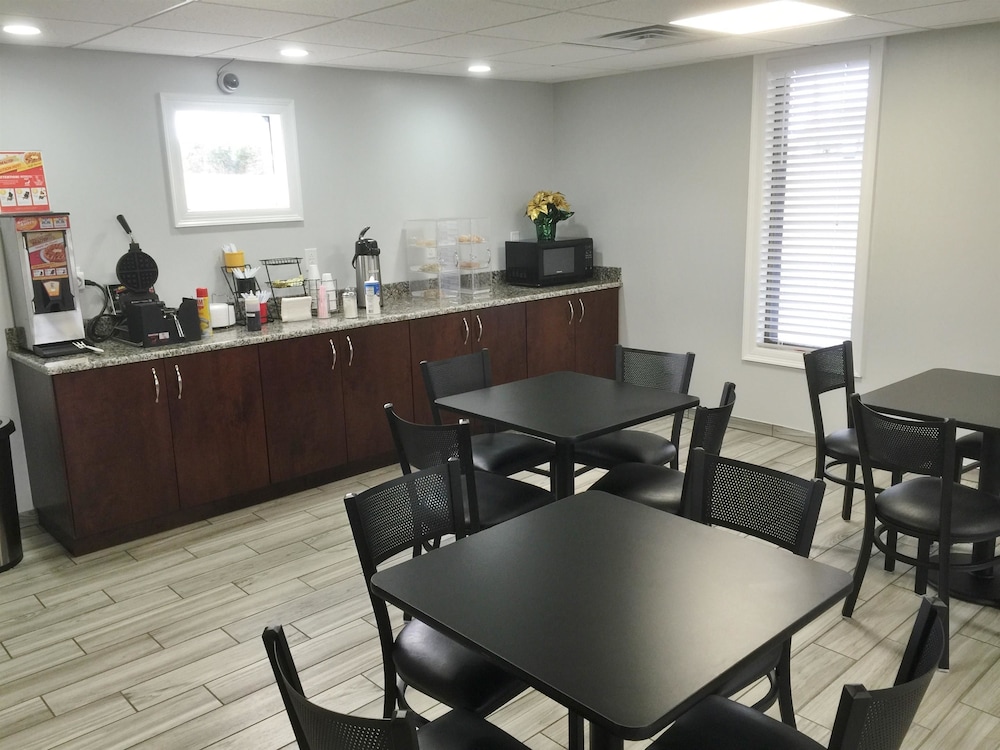 American Inn Morrilton - photo 13