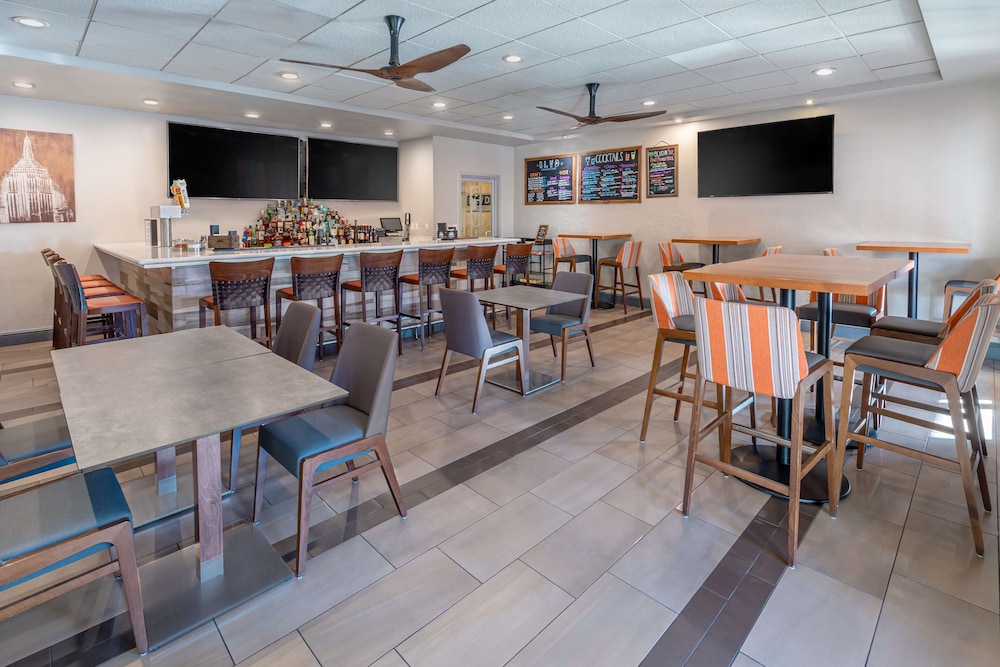 Hilton Garden Inn Scottsdale Old Town - photo 56