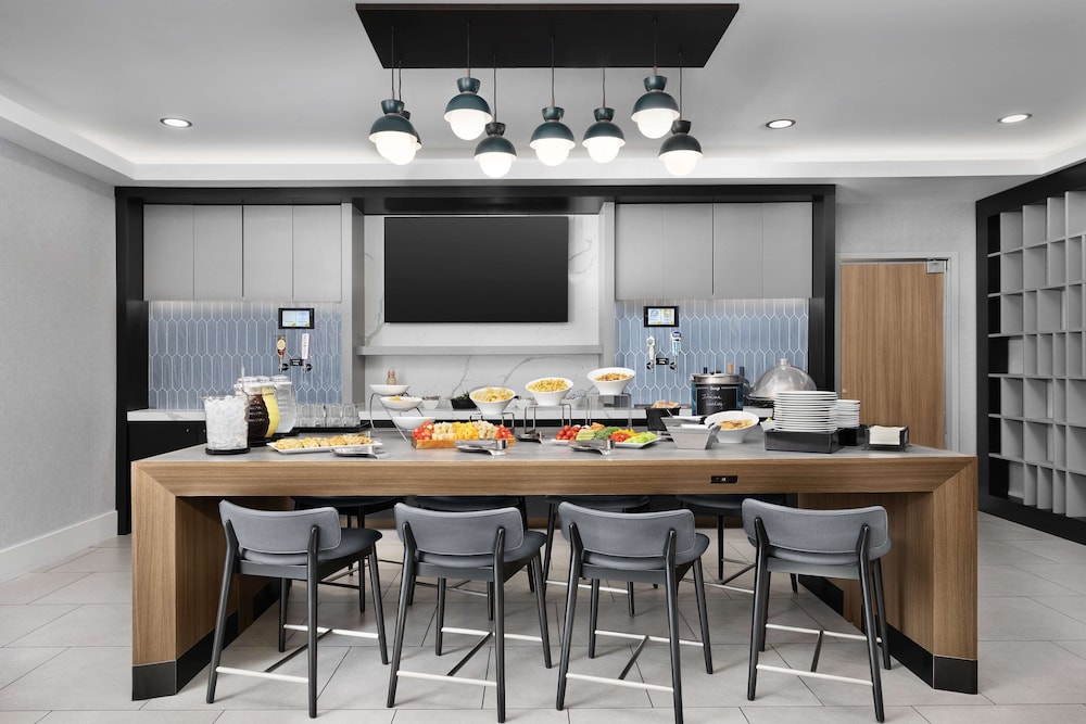 Homewood Suites By Hilton York - photo 43