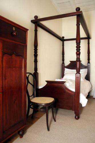 De Kothuize 16 — 4-Star Luxury Hotel in Graaff-Reinet, South Africa