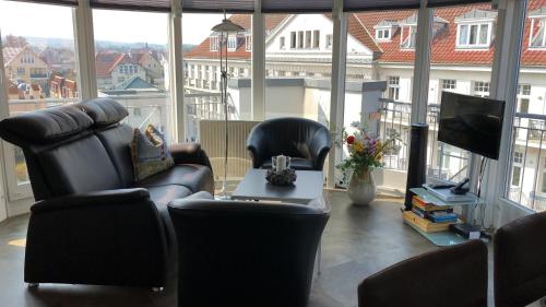 Haus Meeresblick — 4-Star Luxury Hotel in Ostseebad Kuehlungsborn, Germany