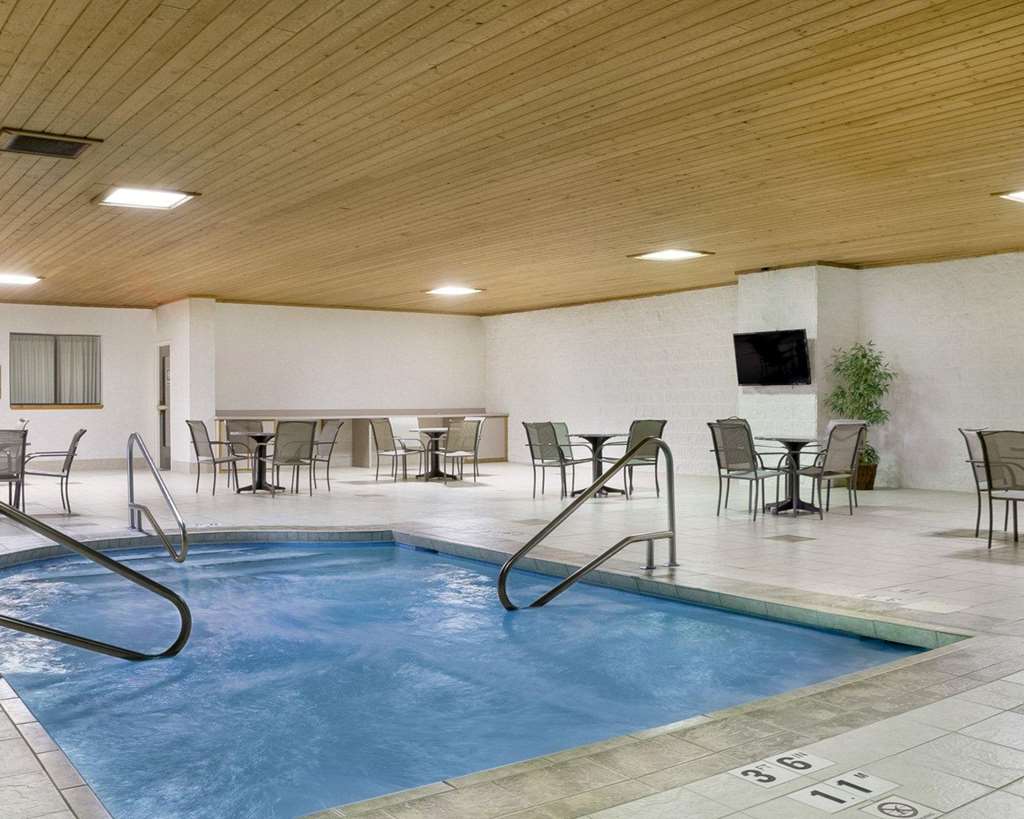Quality Inn Bismarck I 94 - photo 26