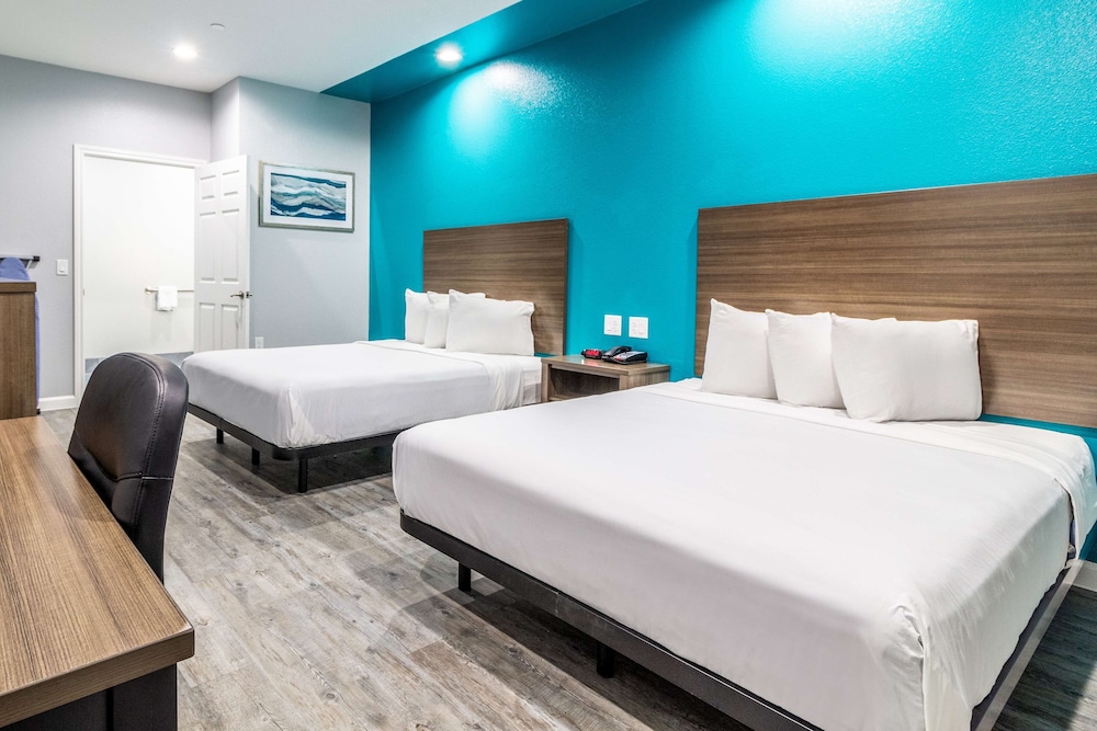 Americas Best Value Inn and Suites Kingwood IAH Airport - photo 13