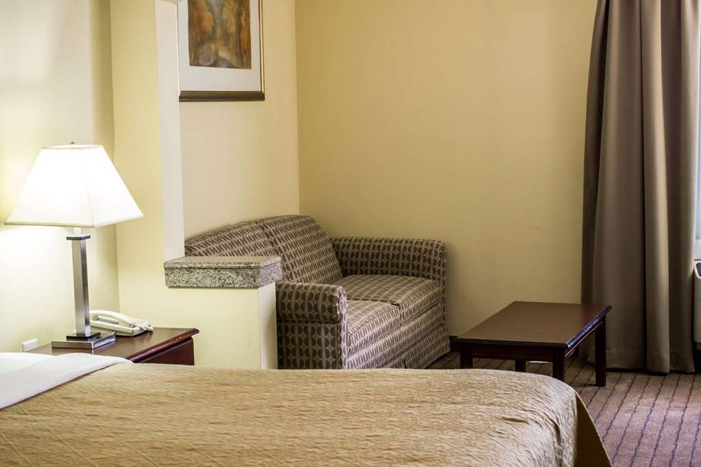 Quality Inn Fuquay Varina East - photo 9