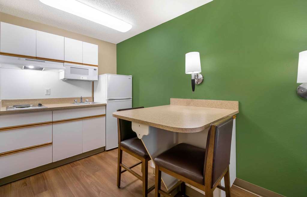 Extended Stay America Suites Seattle Bellevue Factoria - photo 27
