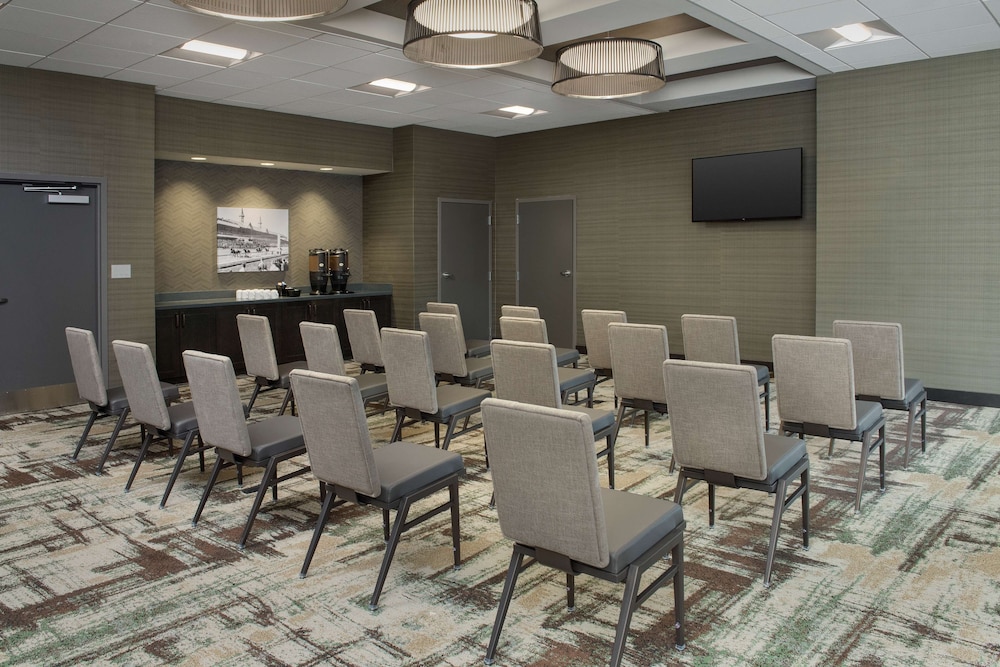 Homewood Suites by Hilton Louisville Airport - photo 49