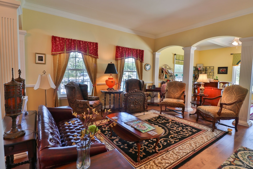The Cypress Inn Bed & Breakfast - photo 92