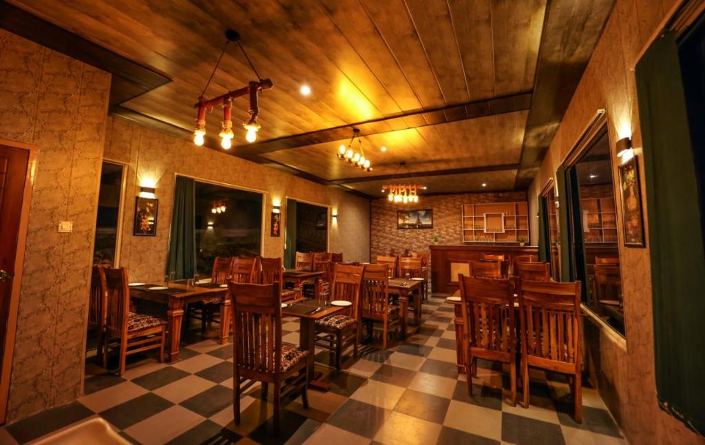 Hanshdi Resort Resturant & Cafe — Mussoorie — photo 3